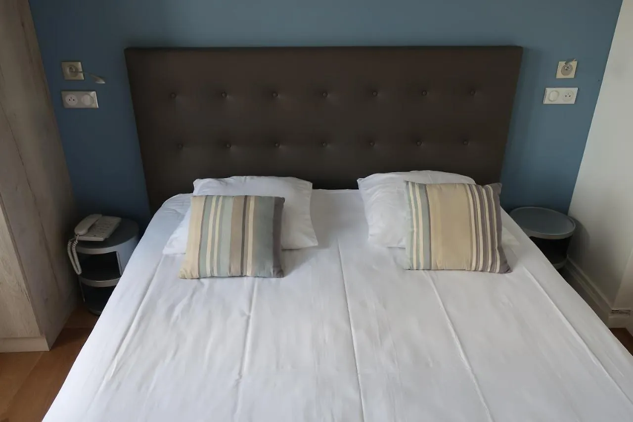 Hotel L'amiral 3*