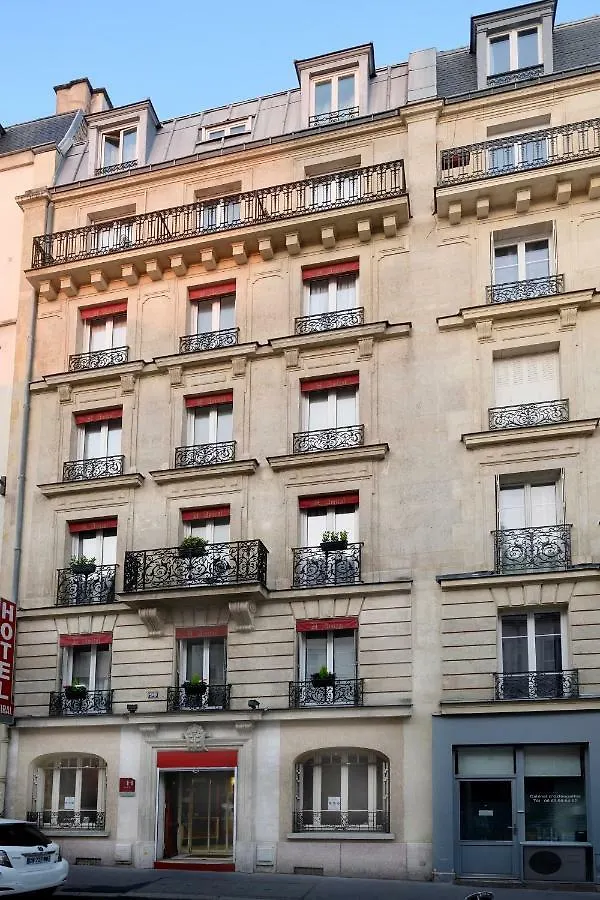 Hotel L'amiral 3*
