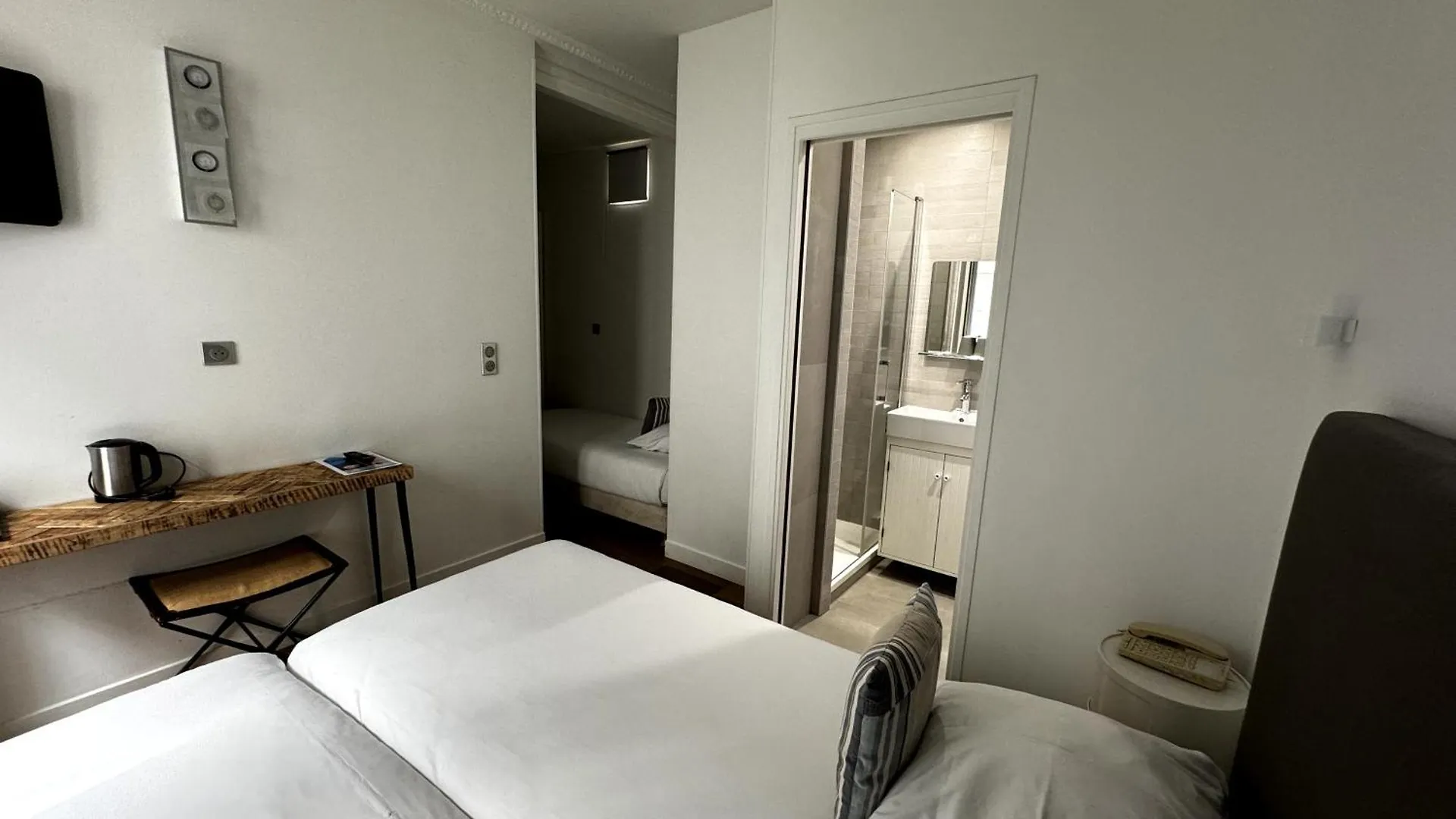 L'amiral Hotel